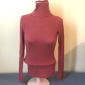 Hollister Long-sleeved Turtle Neck Top
